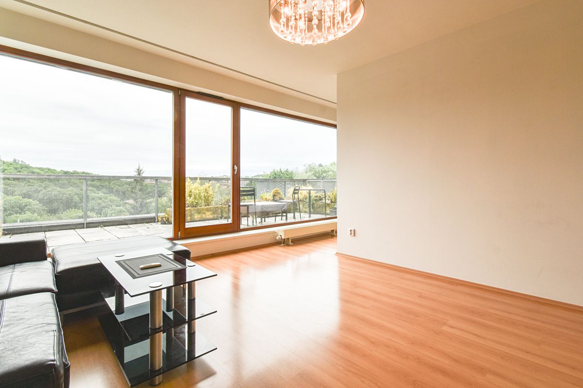 Pronájem bytu 2+kk 44 m²